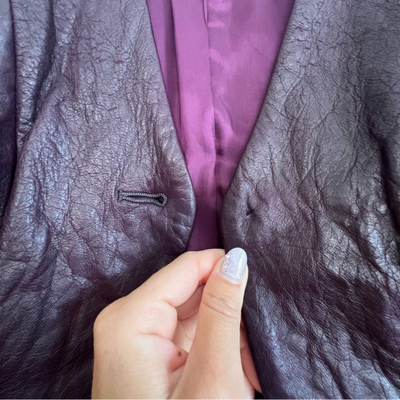 Laraque Dawn Leather Midi Slit Skirt and Fitted Leather Jacket Set - Picture 4 of 15